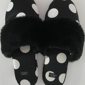 Victoria Secret Fuzzy Slippers